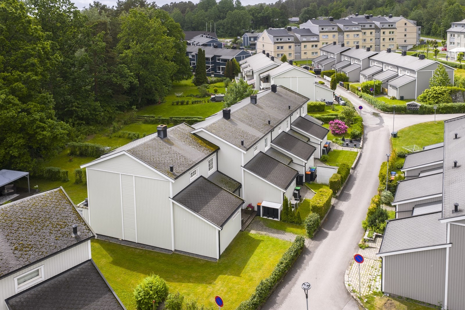 Boligen ligger i et etablert og rolig boligområde i Tagtvedt II Borettslag. Galleribilde