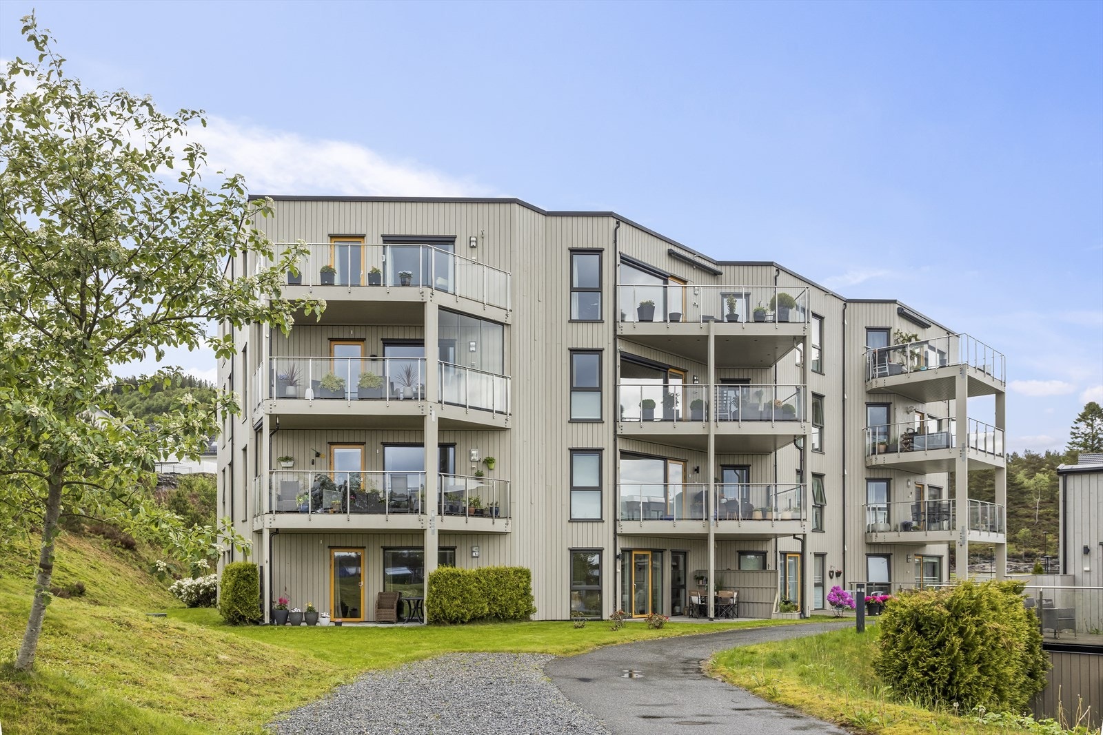 Velkommen til Langheiane 79 - 1 etg. Galleribilde