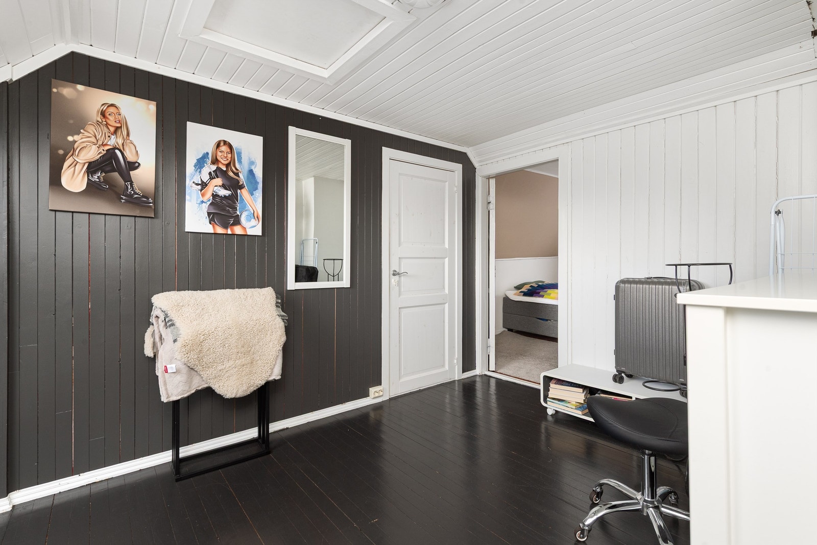 Loftstue vest. Galleribilde