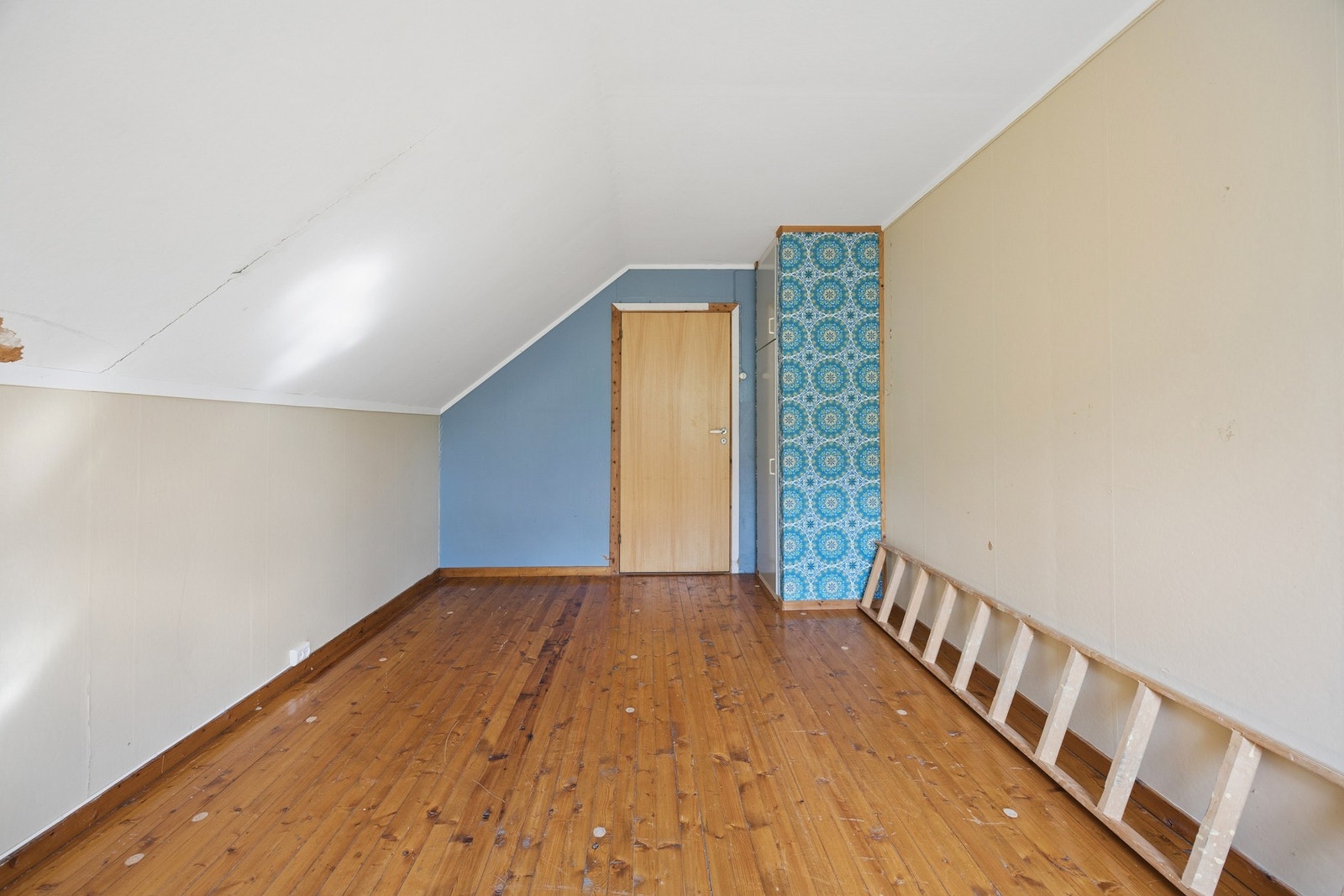 Rommene på loftet har et stort potensial og kan tilpasses etter behov. Galleribilde