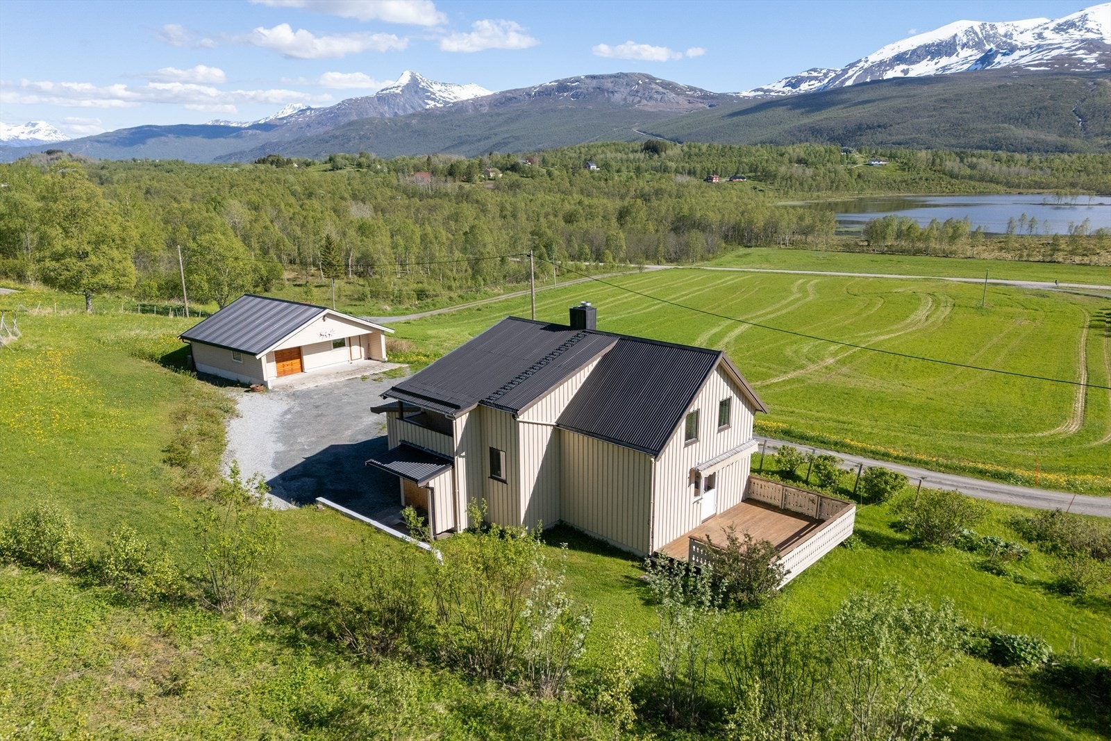 Ta kontakt med megler for å avtale visning! Galleribilde