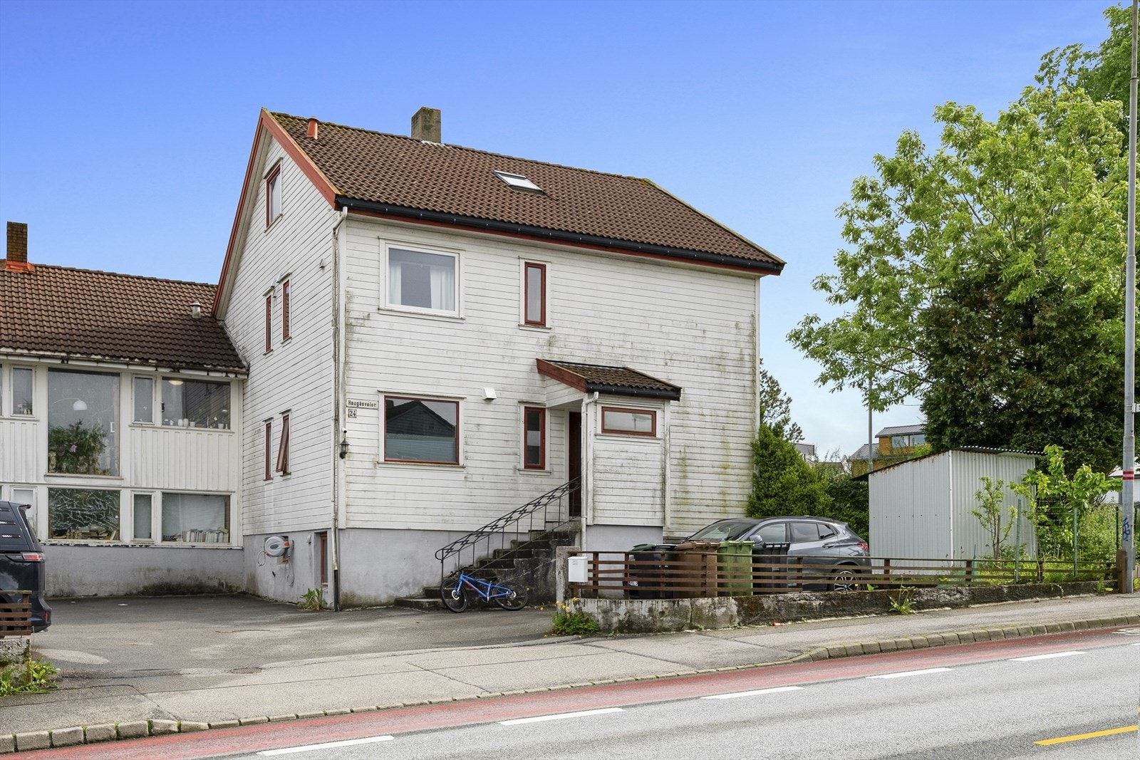 Parkeringsmuligheter på egen tomt. Galleribilde