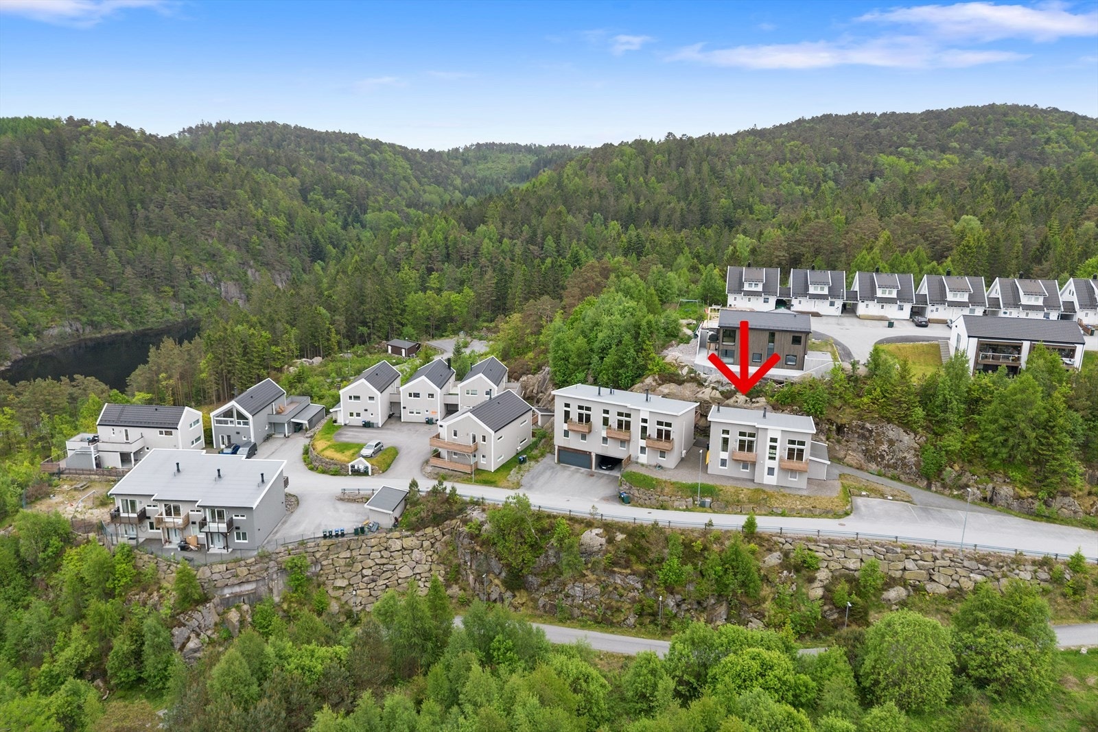Eiendommen ligger i et nyere, men etablert, boligfelt på Ime 3! Galleribilde
