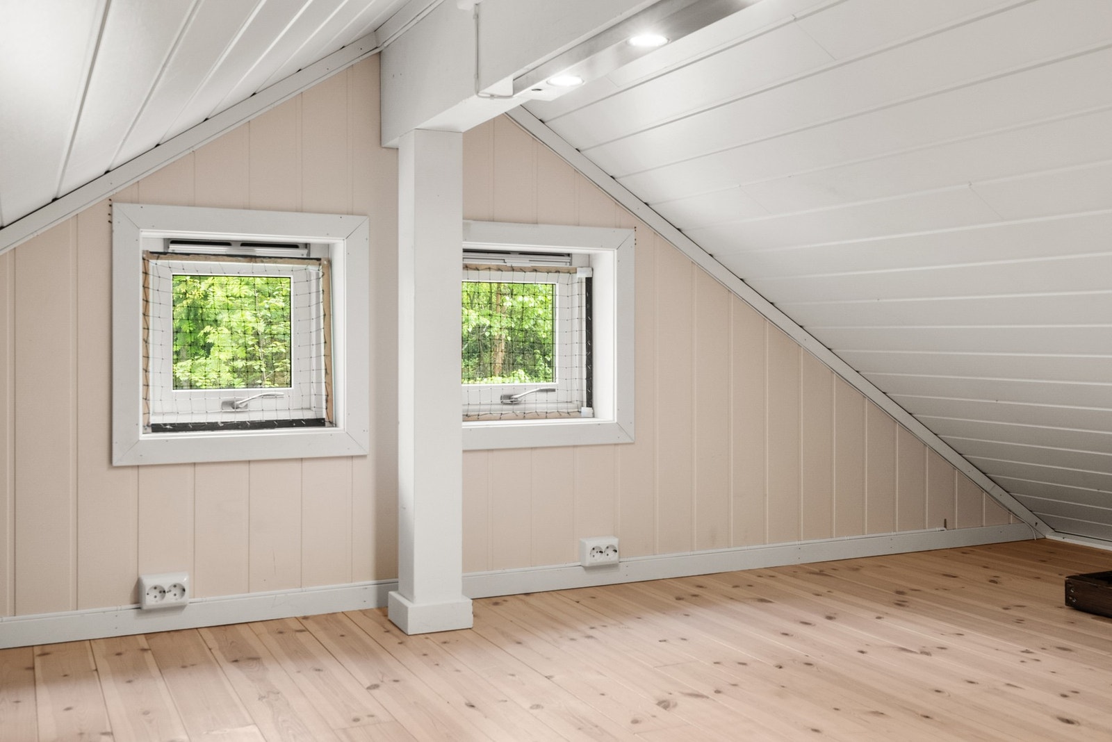 Hems (Vinduer ikke godkjent for rømning) Galleribilde