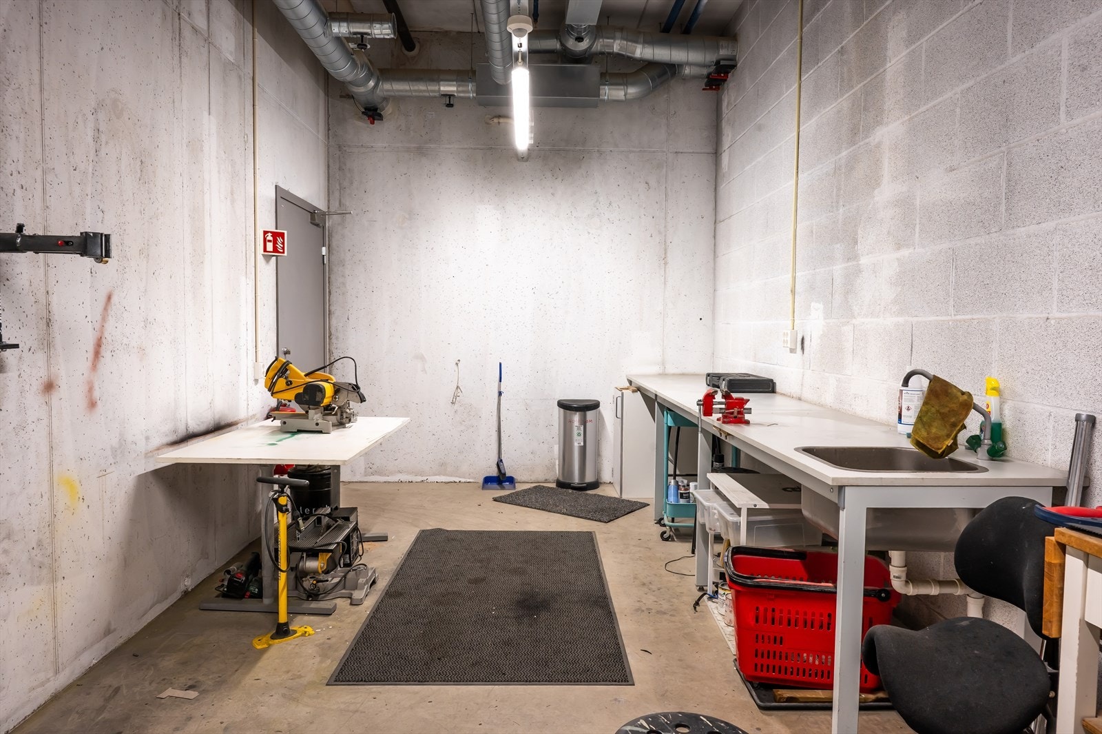 Eget verksted for å ta service på sykkel etc. Galleribilde