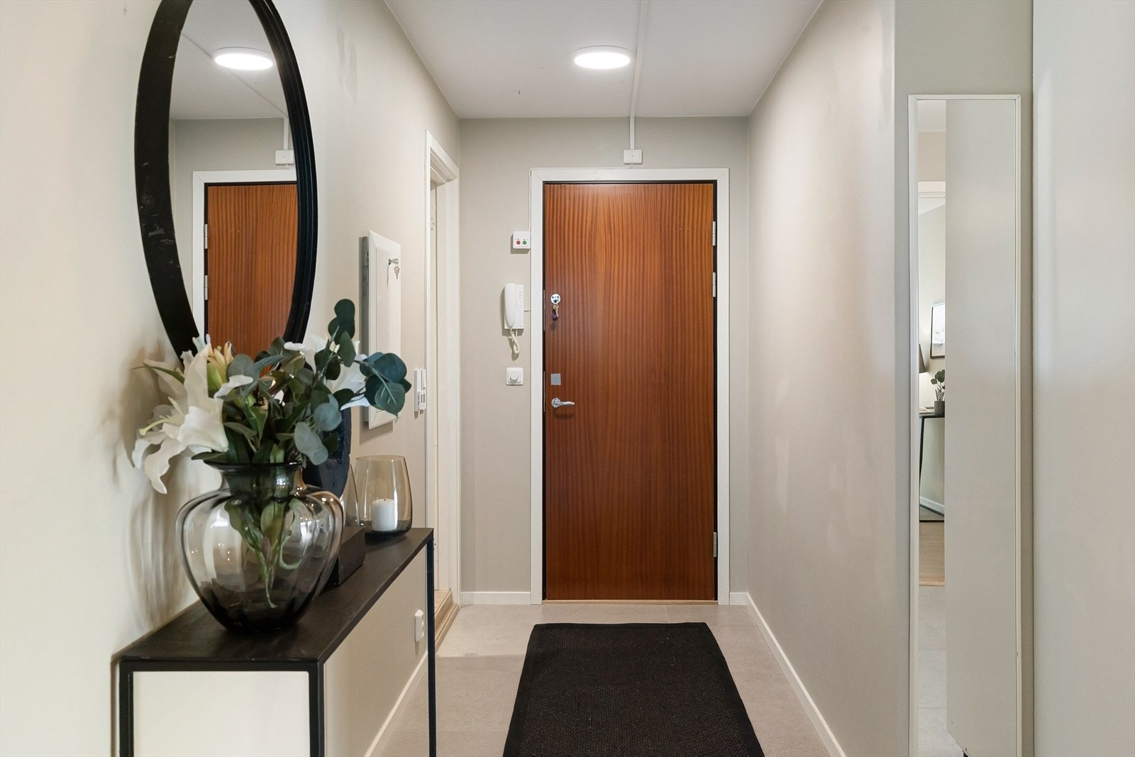 Entredør med B30, 35 db (brann og lyddør). Galleribilde