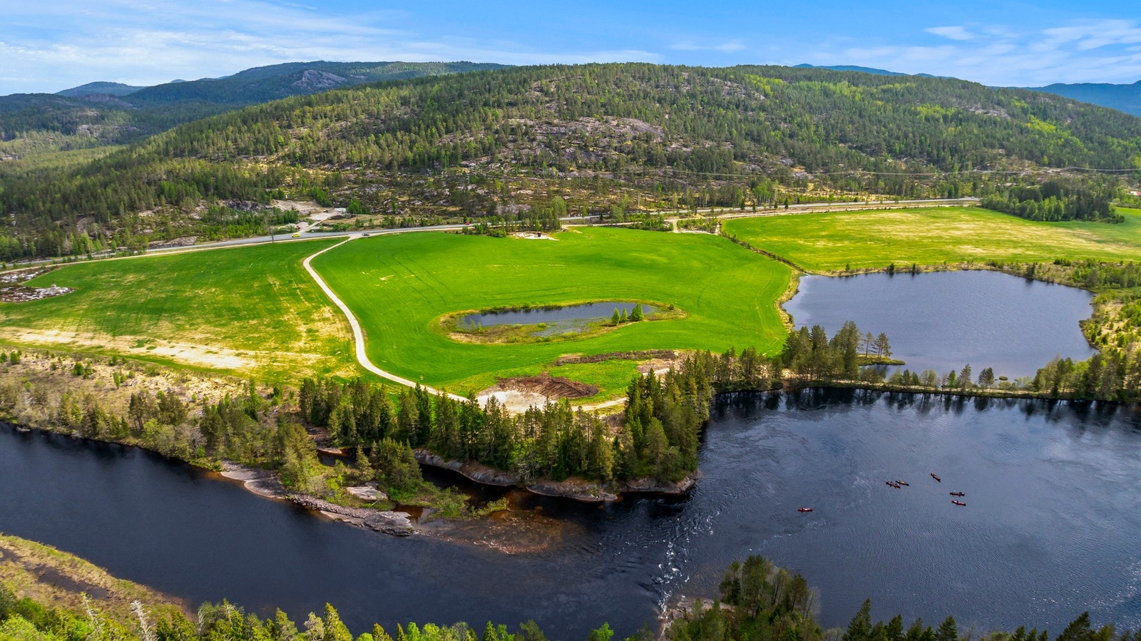 Her er det også et eldorado for hjortejakt Galleribilde