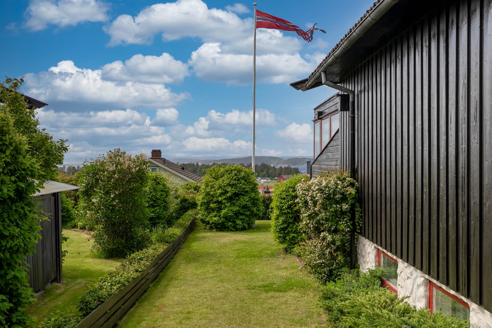Flotte uteområder med god plass til lek, aktivitet og hageliv. Galleribilde
