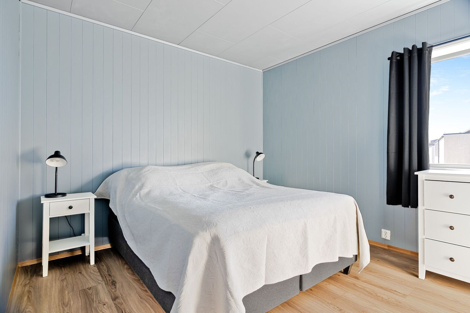 Hovedsoverom på 13 kvm. Galleribilde