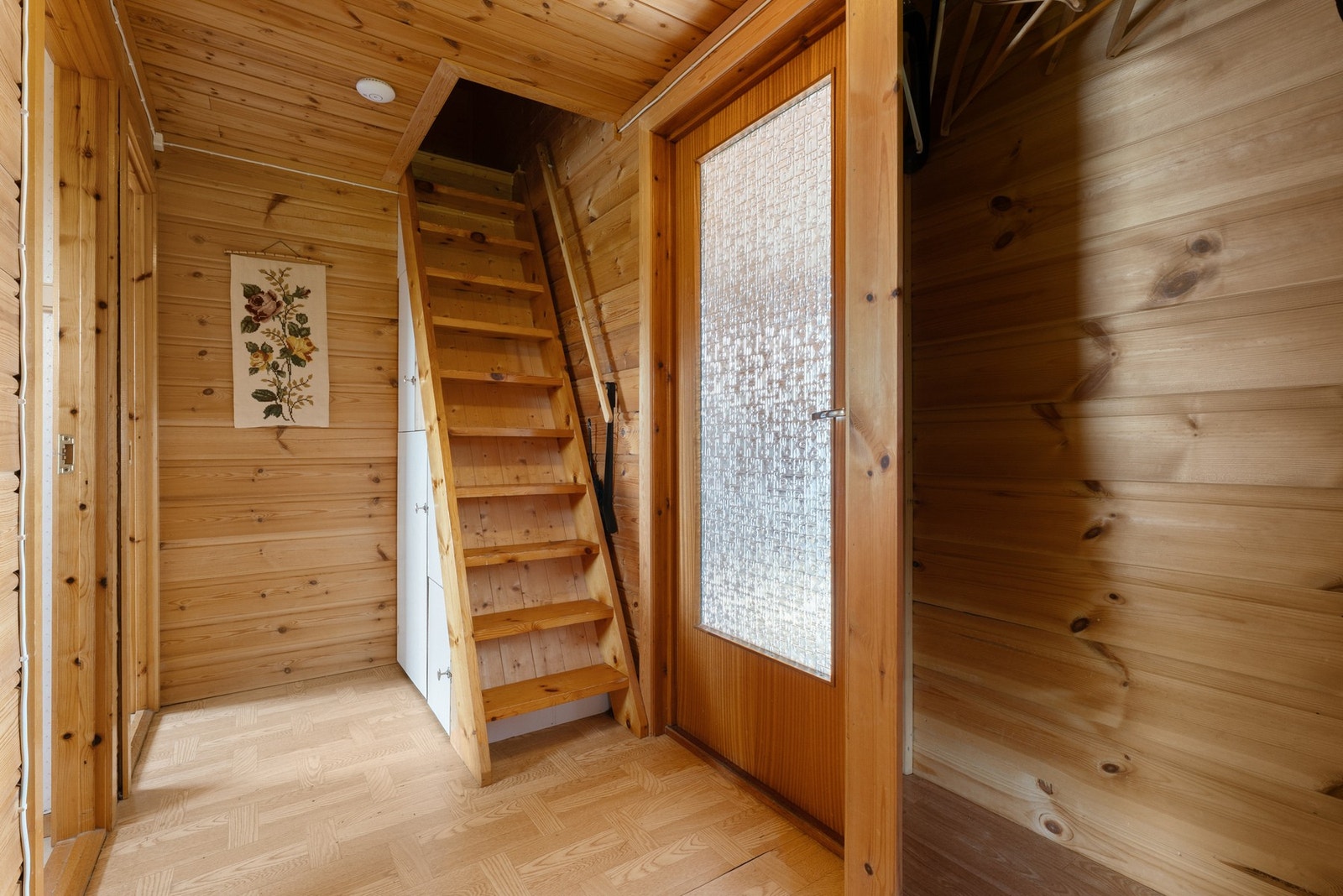 Trapp til hems/loft Galleribilde