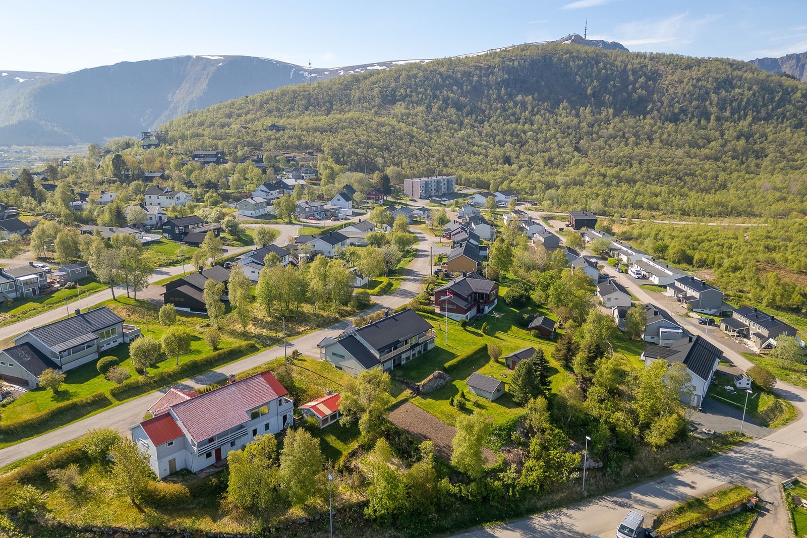 Området har god tilgang til turmuligheter i skog og mark. Galleribilde