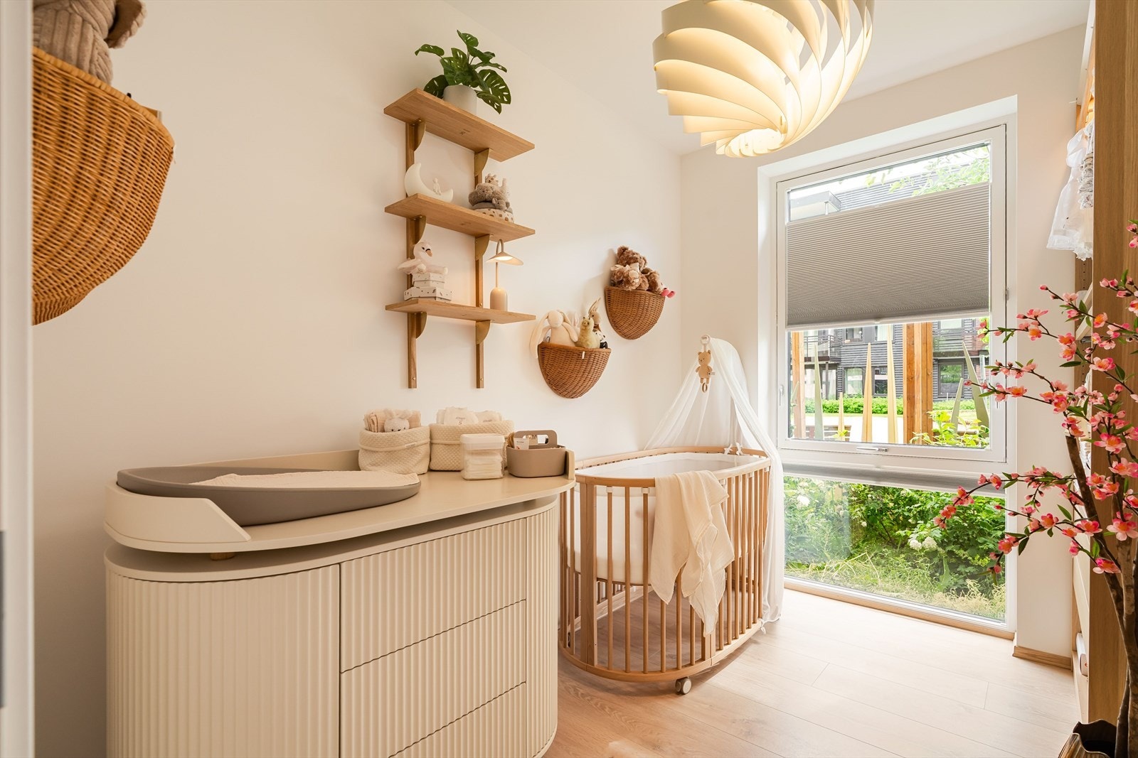 Leiligheten inneholder 3 soverom på 9m² og to soverom på 7m². Galleribilde