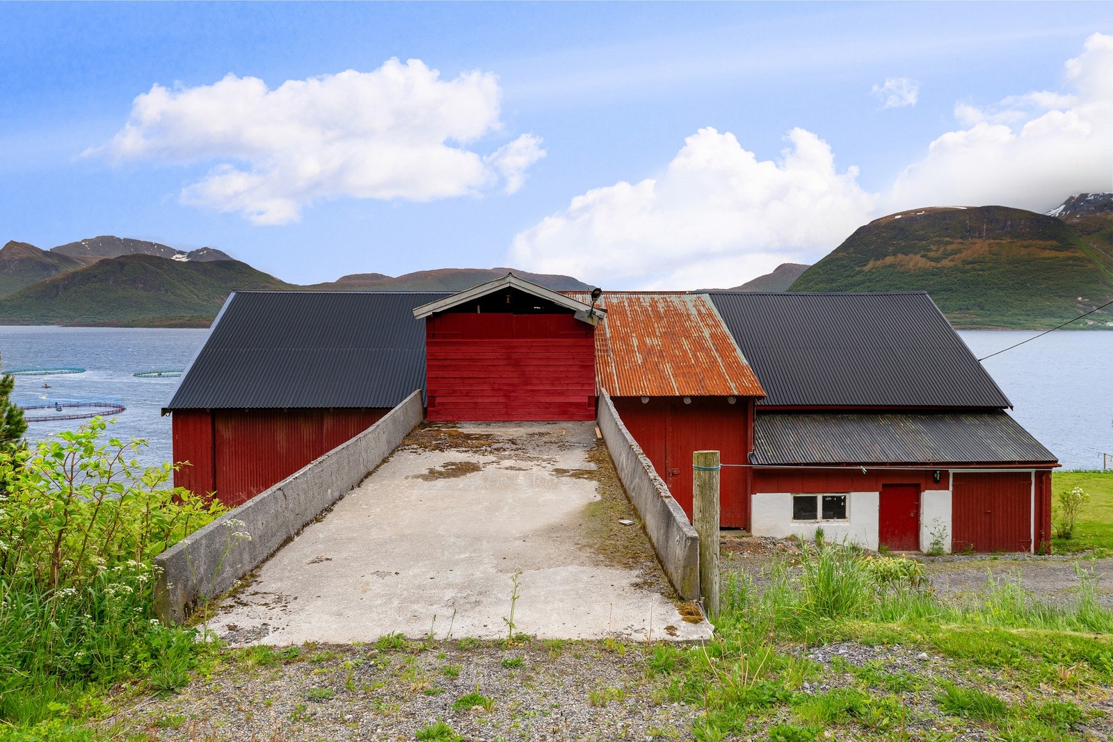Driftsbygning med BRA på ca 466 kvm. Galleribilde