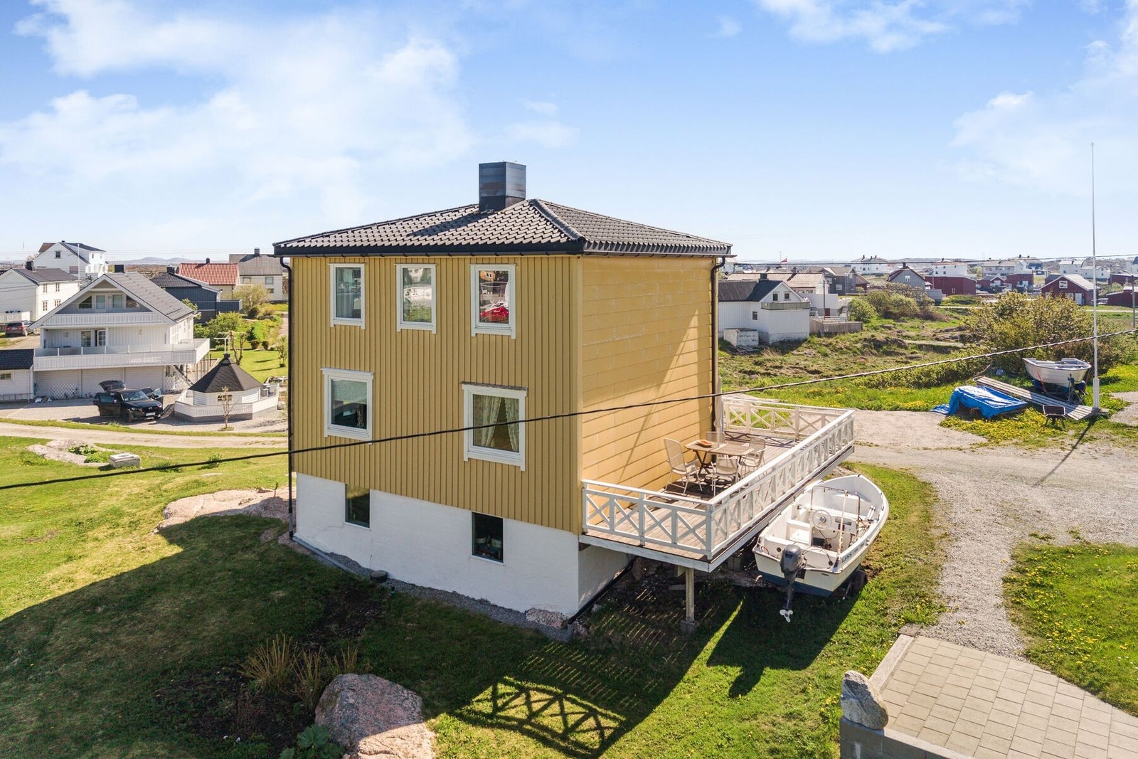 Fritidseiendom med fin beliggenhet på vakre Sula Galleribilde