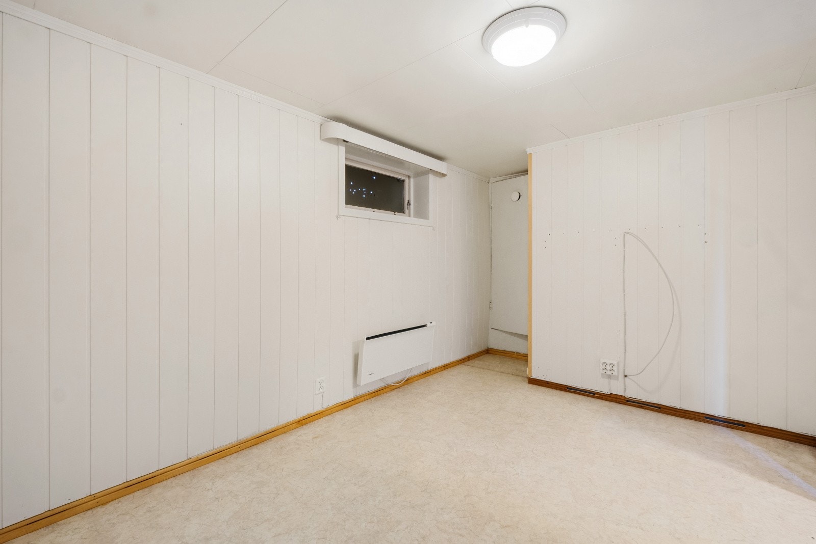 Et annet disponibelt rom i kjelleretasjen. Galleribilde