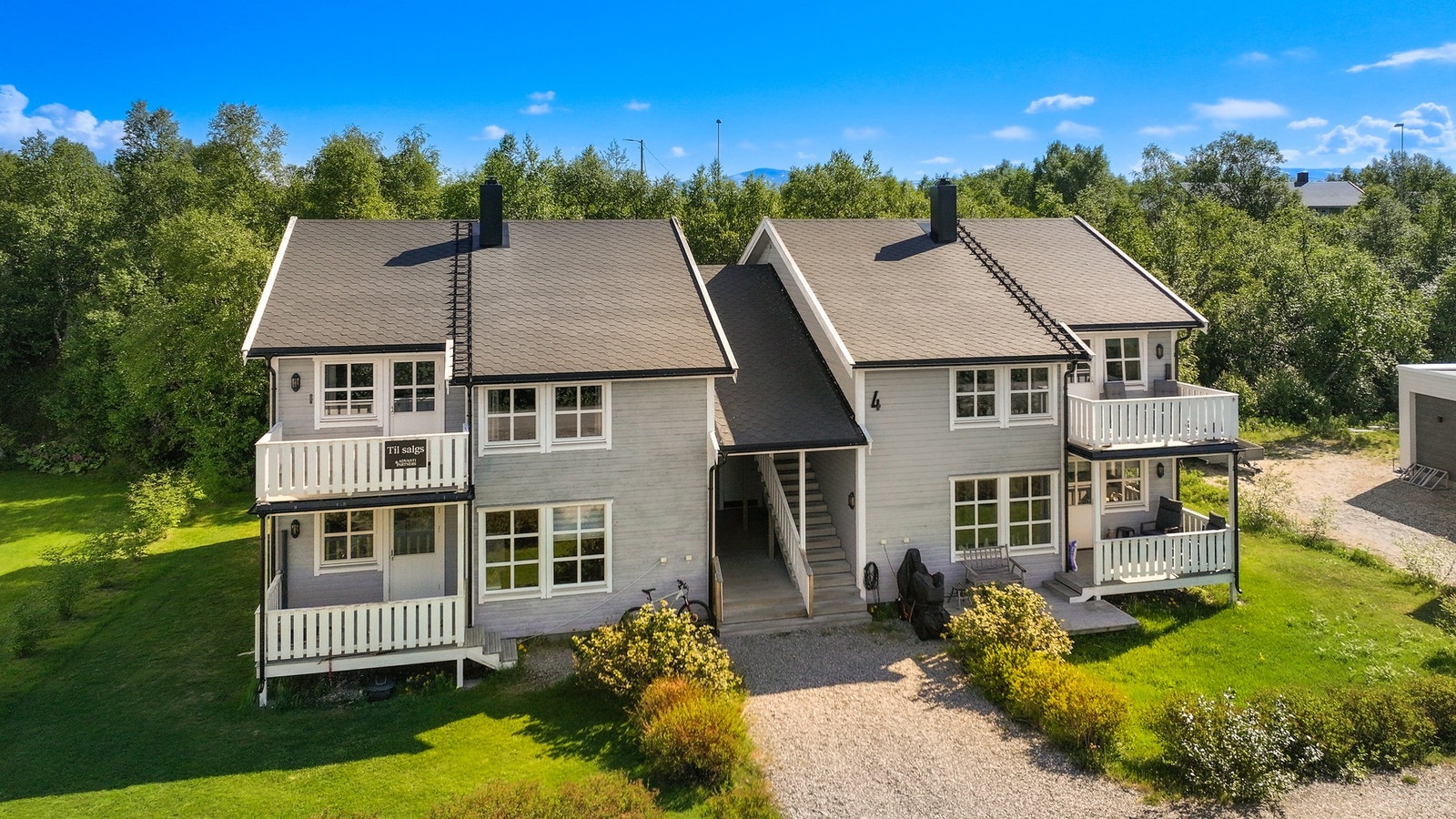 Flott leilighetsbygg oppført i 2008. Galleribilde