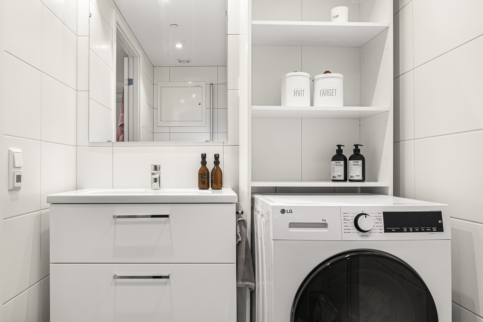 På badet er det flislagt gulv med vannbåren gulvvarme. Galleribilde