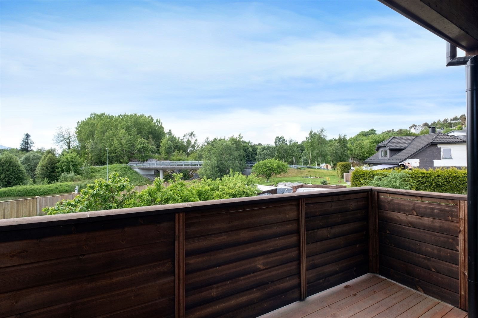 Balkongen er på 8 m² og byr på gode solforhold. Galleribilde