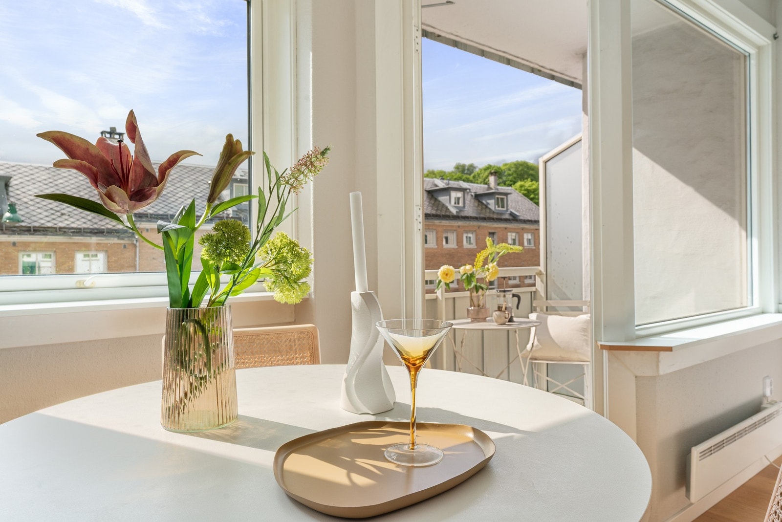 Fra stuen er det adkomst til en koselig balkong på 2 m². Galleribilde