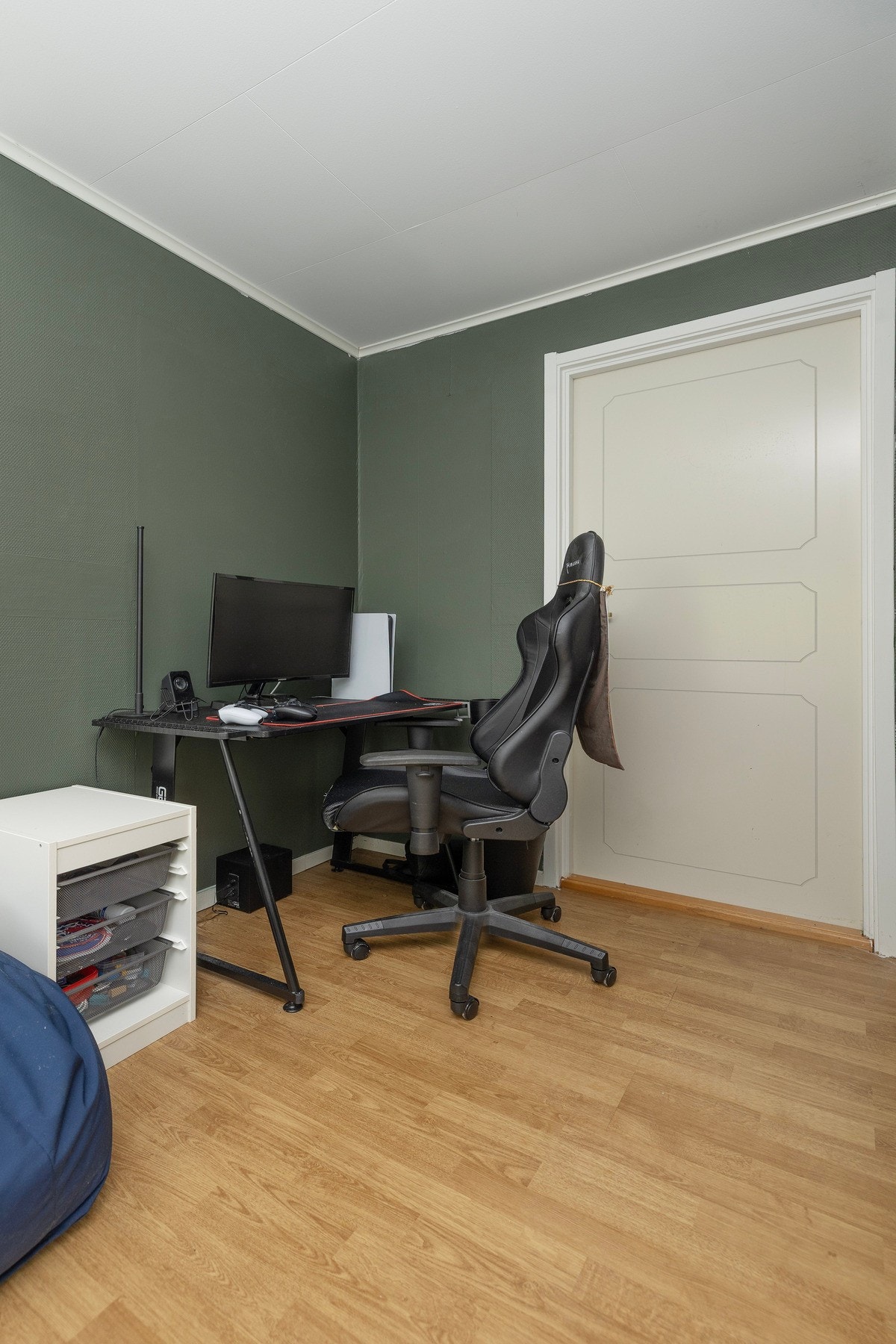 Soverom som kan brukes som kontor eller gjesterom. Galleribilde