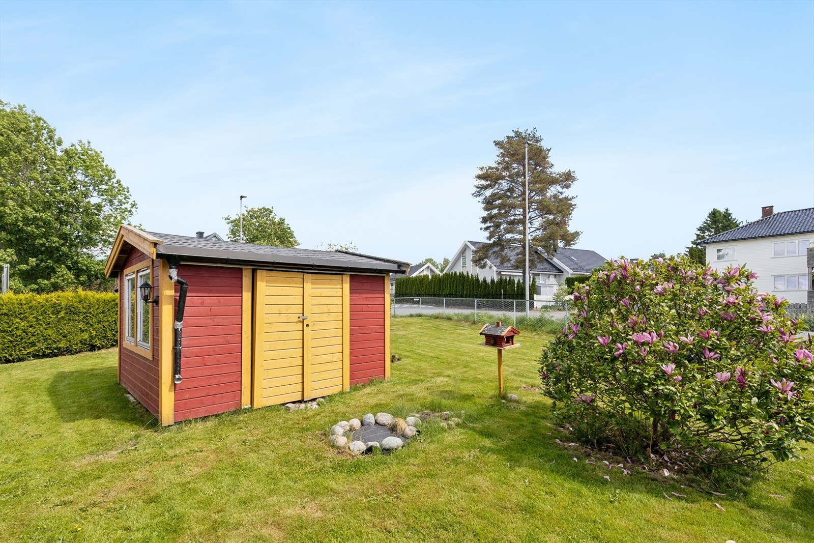 Utebod på ca. 12 m². Galleribilde