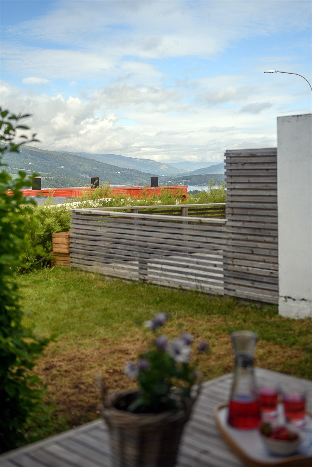 Sola går ned sent i Gausdalsskaret. Galleribilde