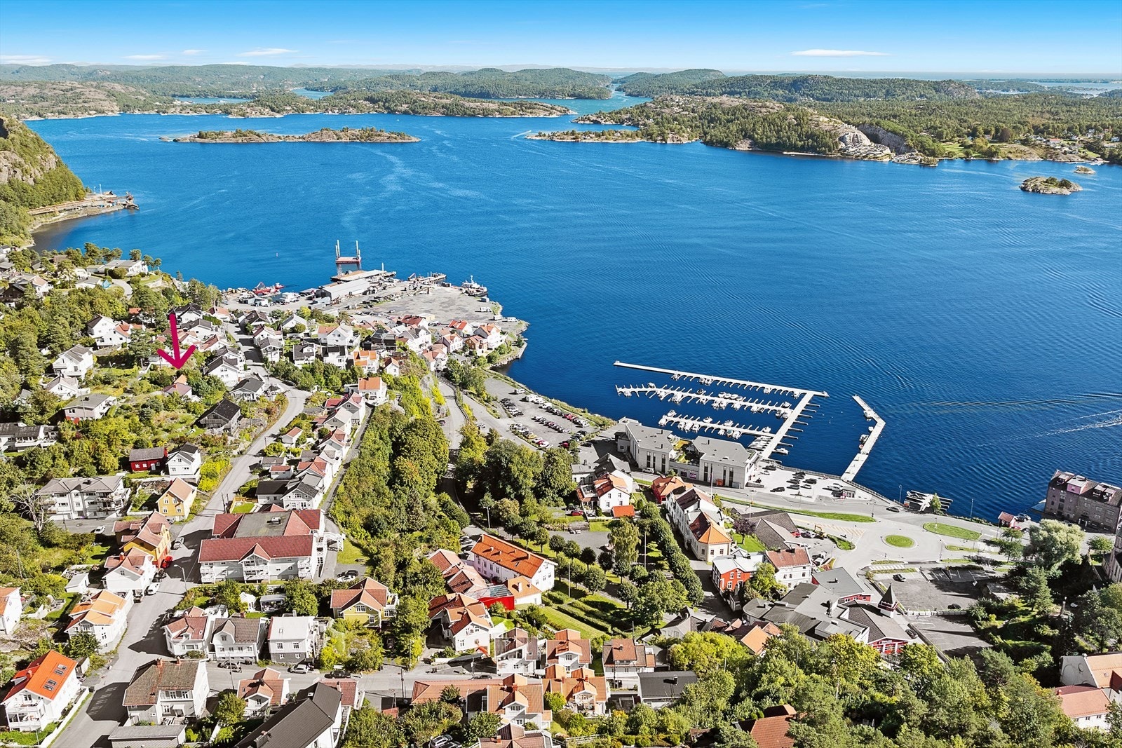 Boligtomt som ligger i det populære boligområdet Bekkedalen. Galleribilde