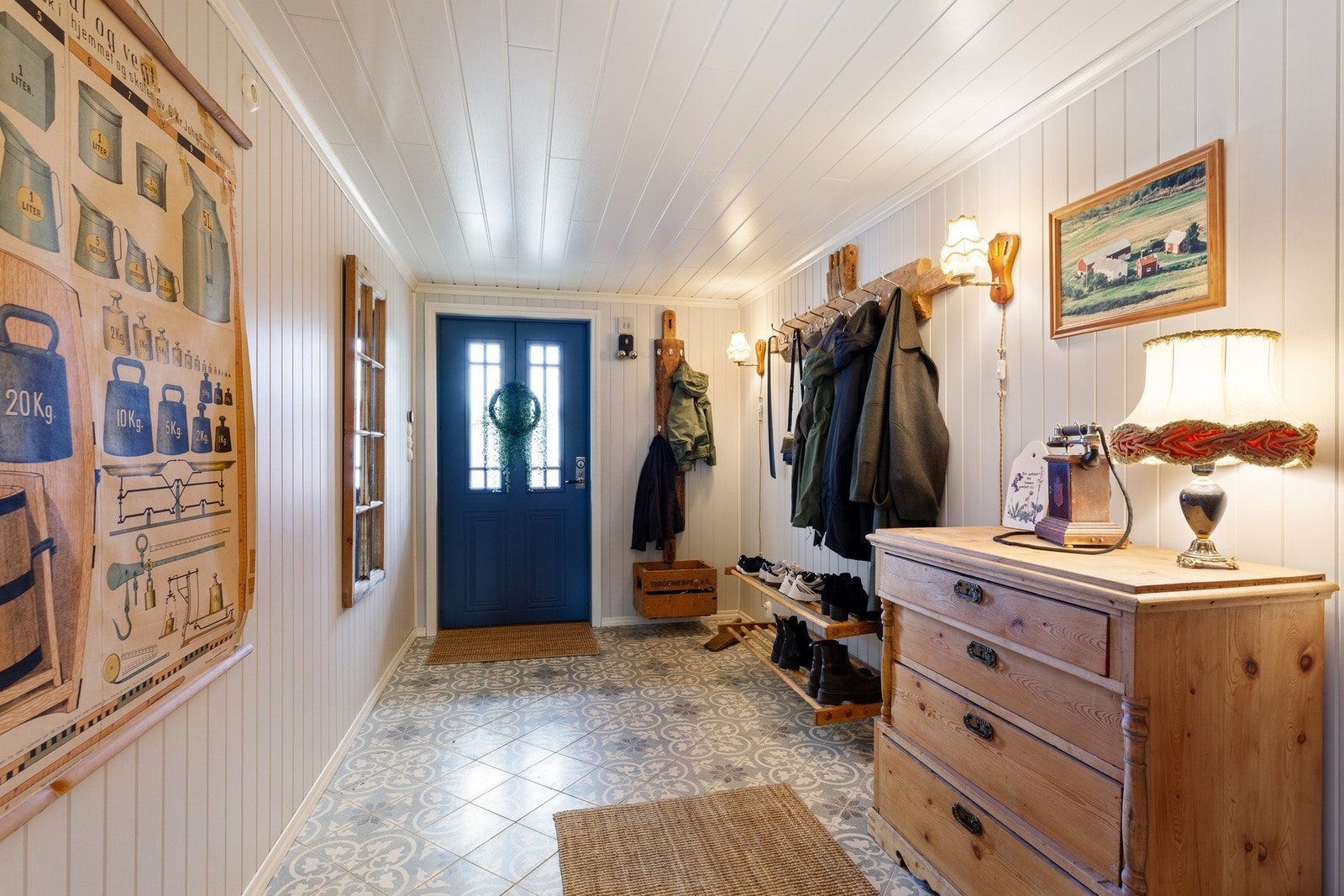 Entré på ca. 10 kvm. Galleribilde