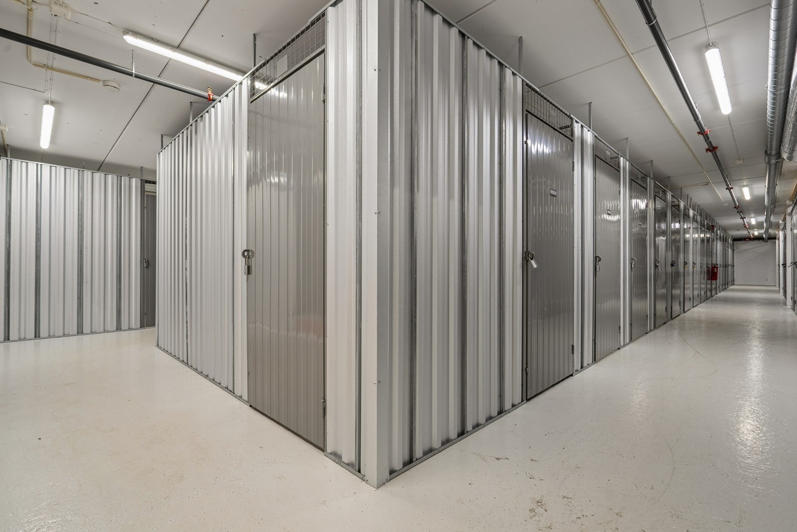 Ekstern bod i felles bodanlegg i kjeller. Galleribilde