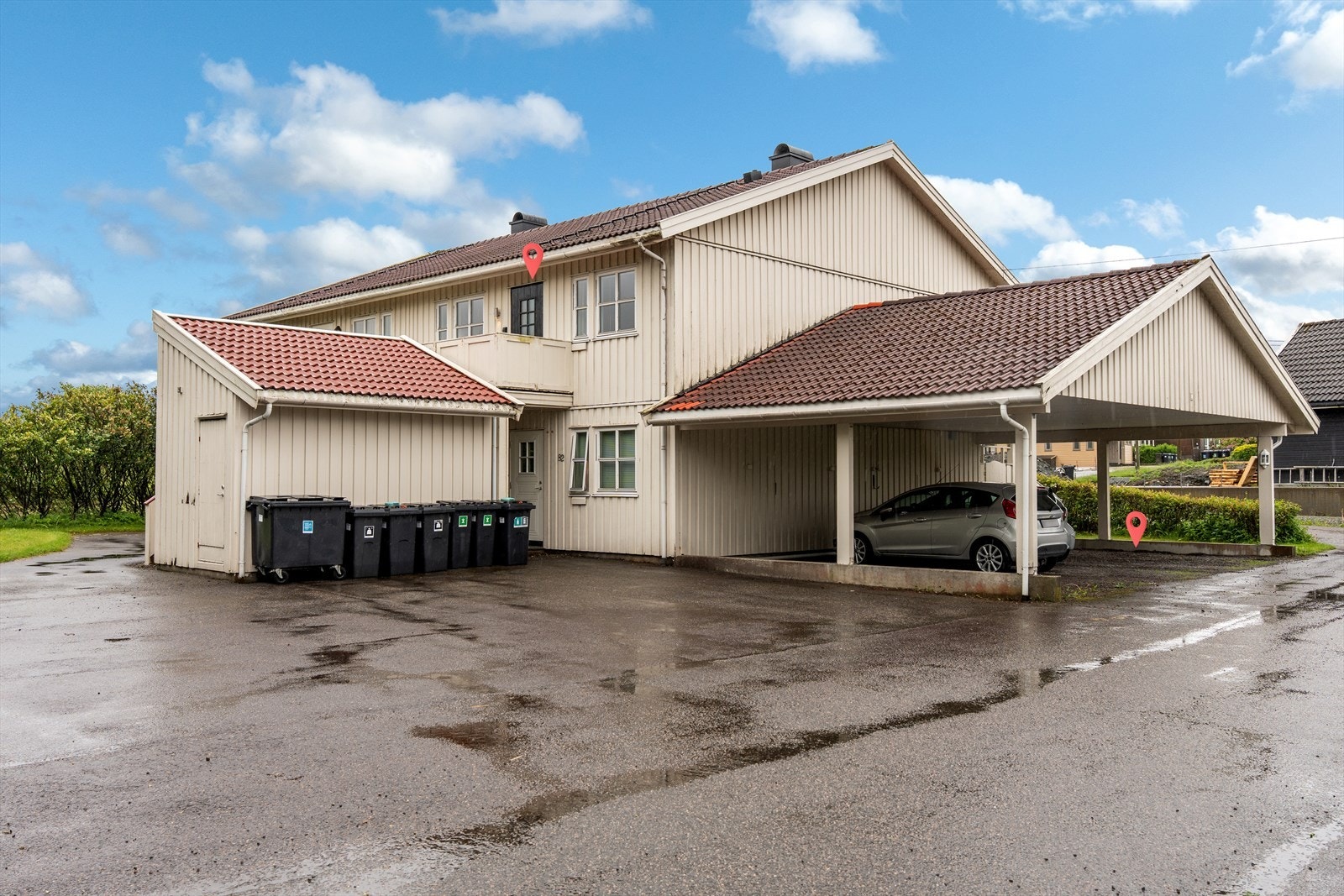 Parkering i carport Galleribilde