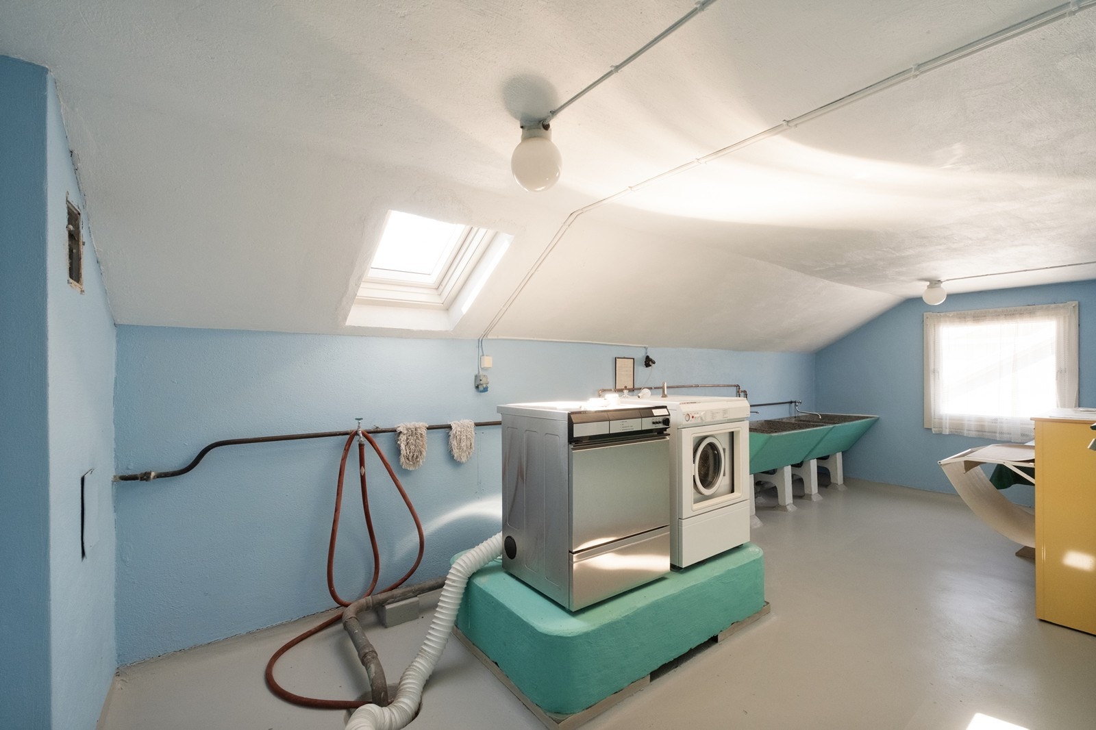 Felles vaskerom på loftsetasjen. Galleribilde
