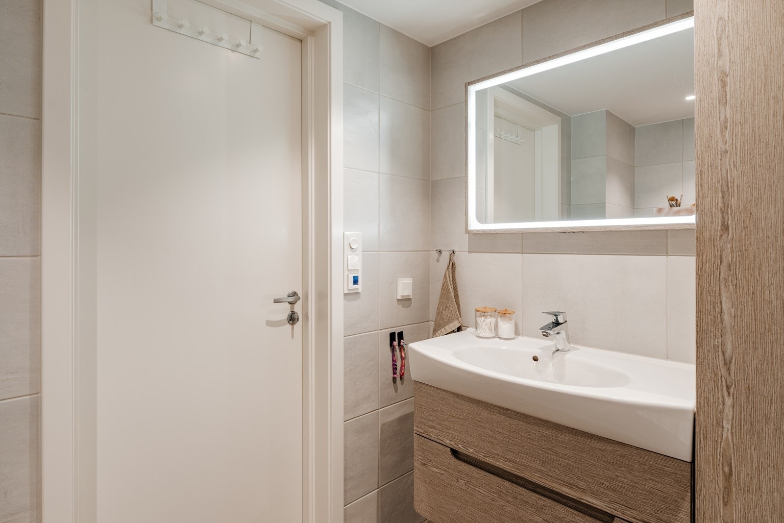 Downlights med dimmer i tak. Galleribilde