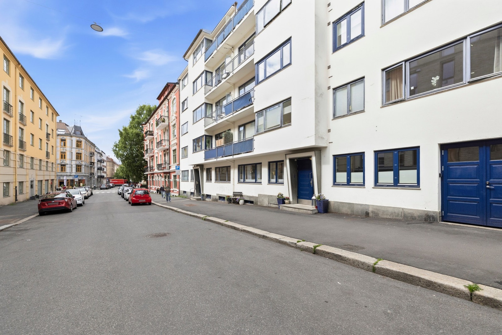 Leiligheten er et fullstendig oppussingsobjekt, men med en glimrende beliggenhet kan dette være drømmen for mange! Galleribilde