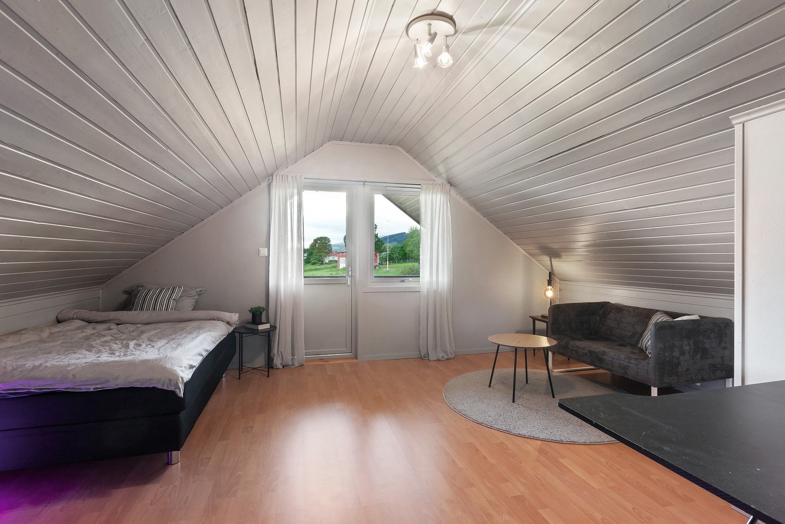 Soverom 4 på loft av god størrelse. Galleribilde