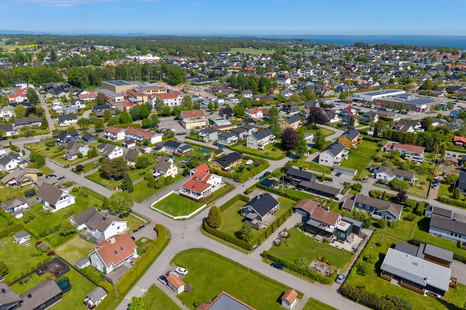 Svært barnevennlig beliggenhet i attraktivt og veletablert boligområde på Tolvsrød Galleribilde