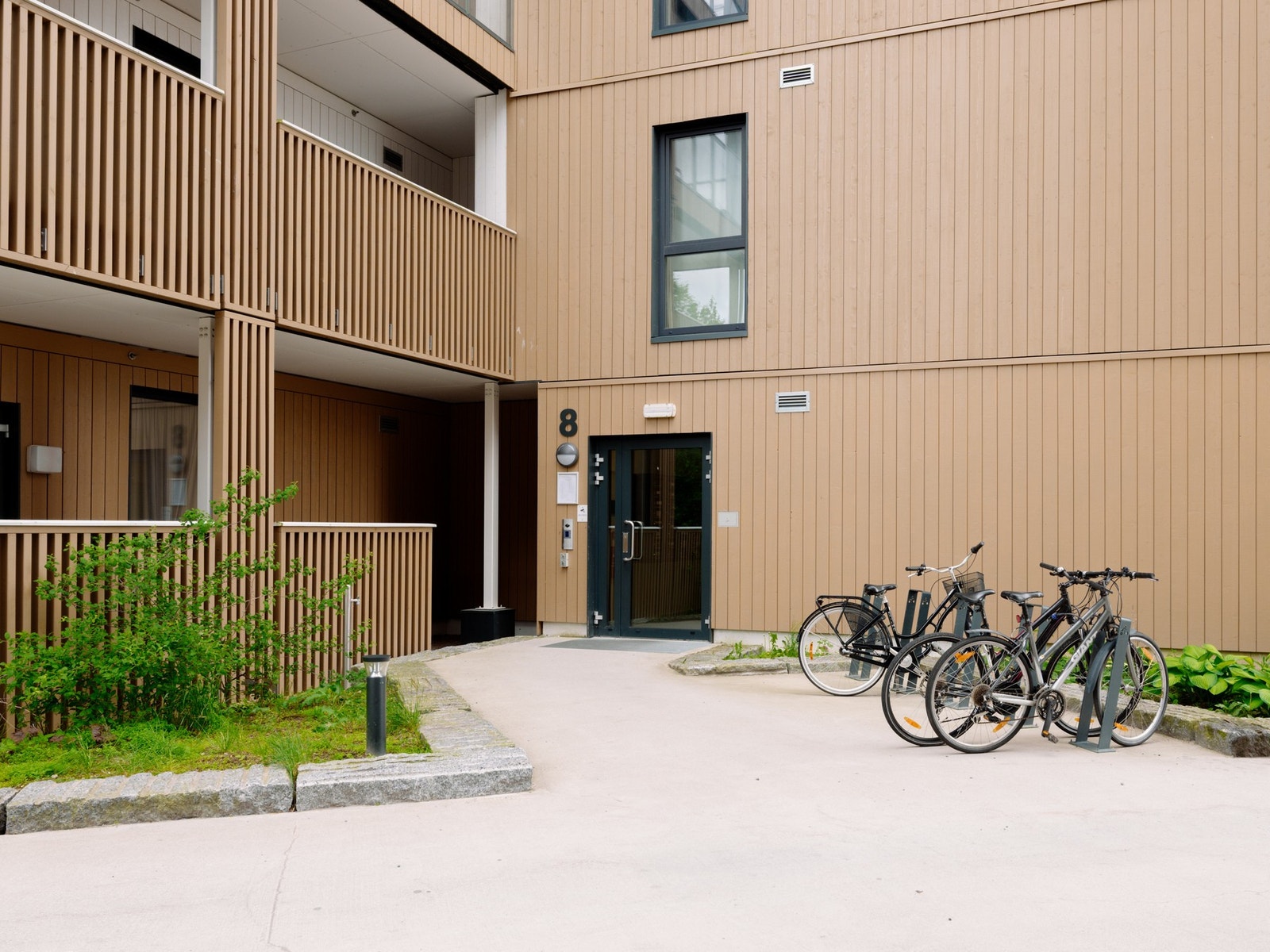Inngangsparti. Galleribilde