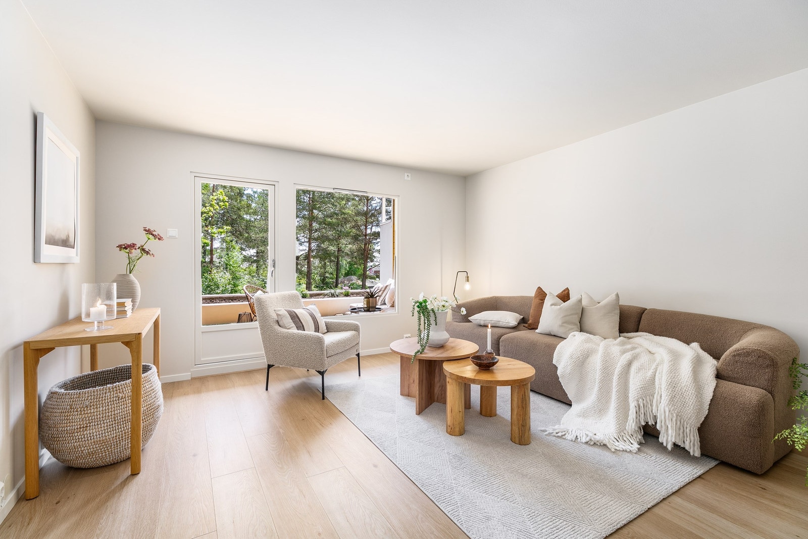Morkelstien 1 presenteres av Krogsveen. Leiligheten er nyrenovert til høy, moderne standard og klar for innflytting. Fotograf; Børge Oppegård. Galleribilde