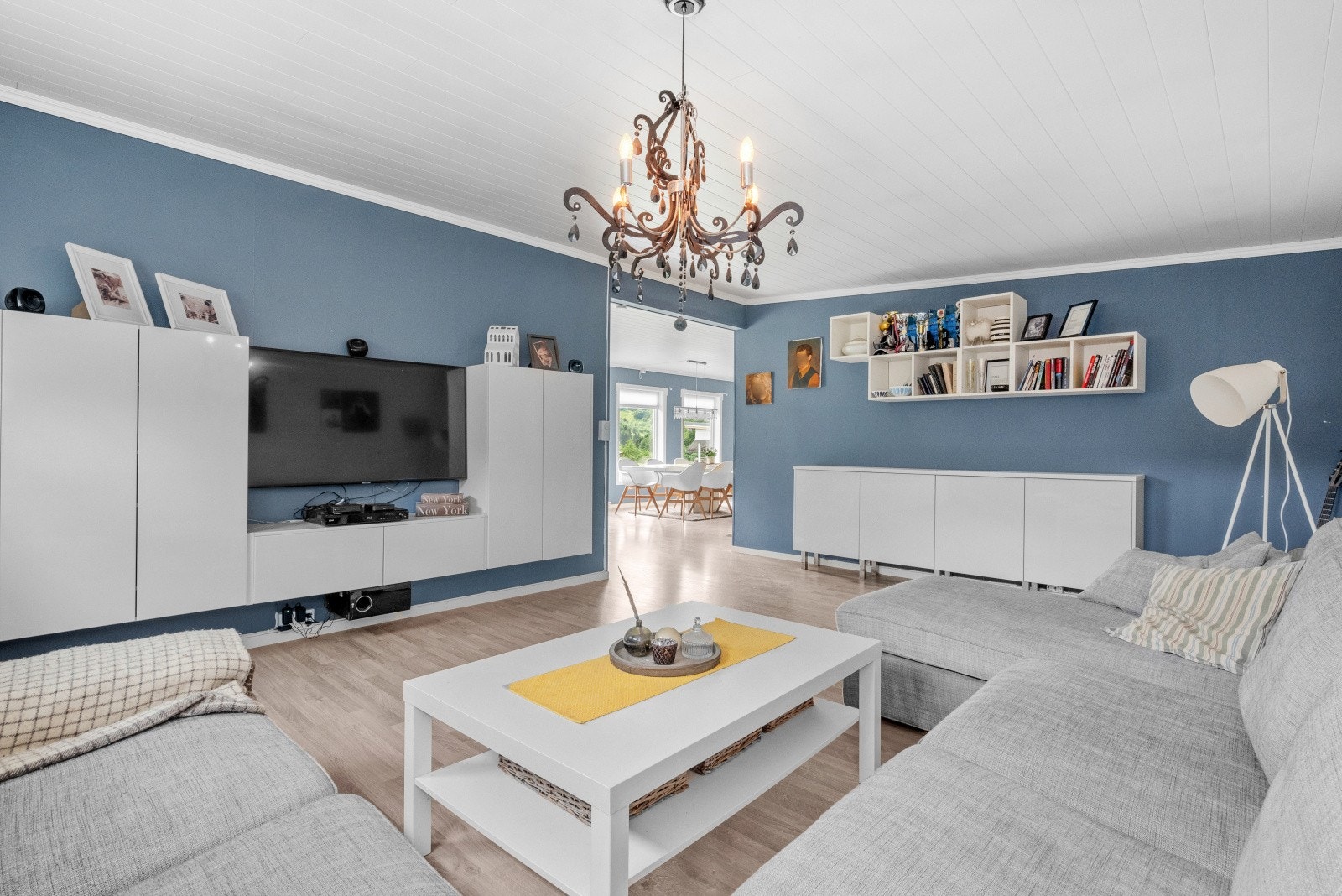 299401_JKH_6616.jpg Galleribilde