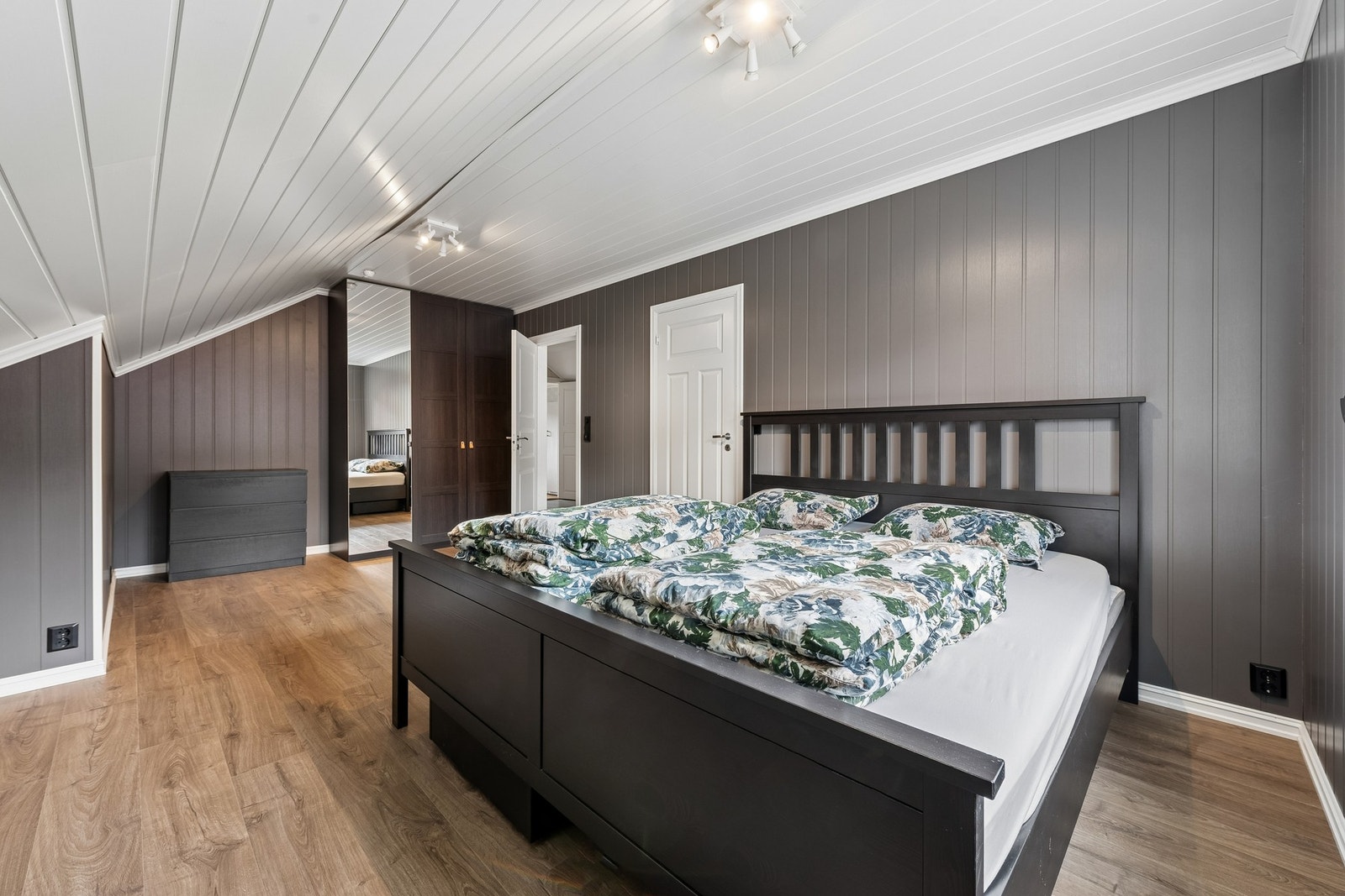 Hovedsoverommet har god plass Galleribilde