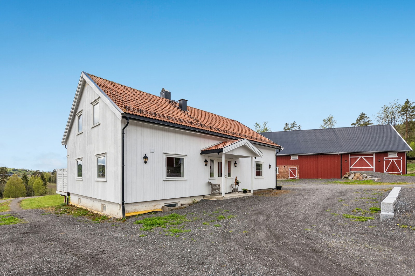 Huset er pent og det er gjort betydelige påkostninger i seinere tid Galleribilde