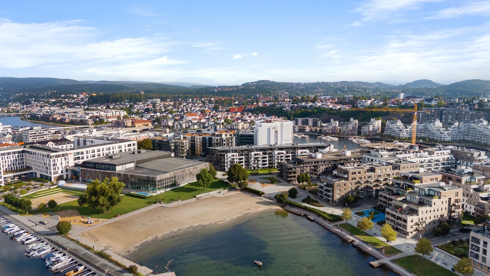 Umiddelbar nærhet til Bystranda Galleribilde
