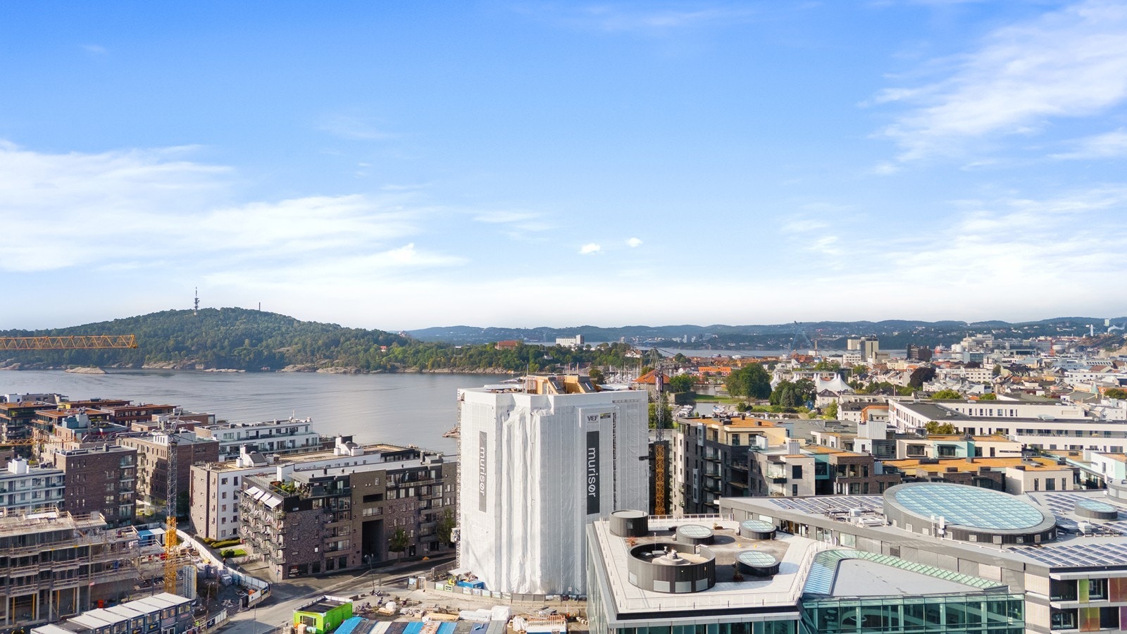 Dronefoto fra området. Tangen FYR er her dekket til Galleribilde