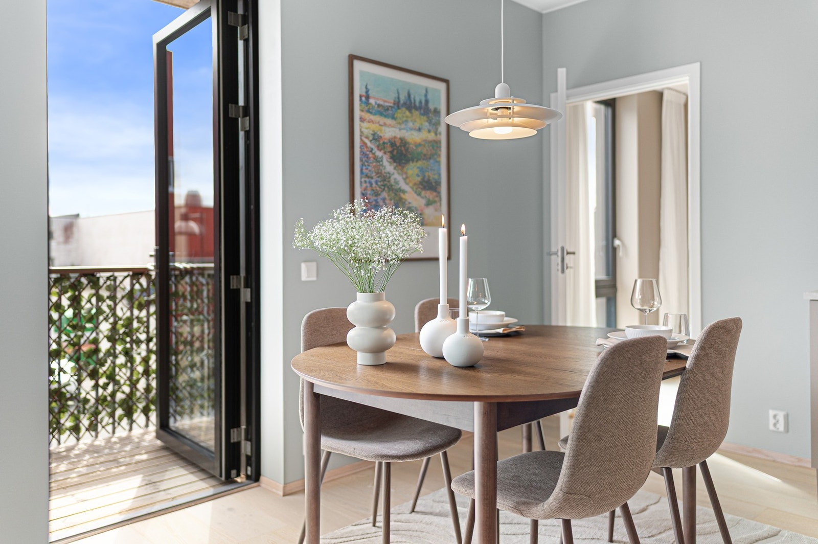 Fra stuen har du adkomst til boligens balkong. Galleribilde
