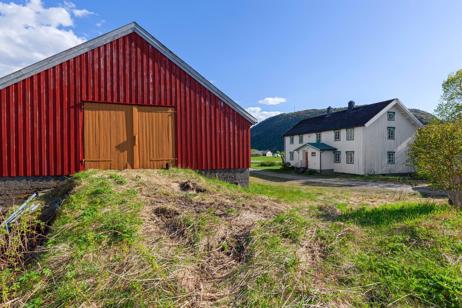 Låve Galleribilde