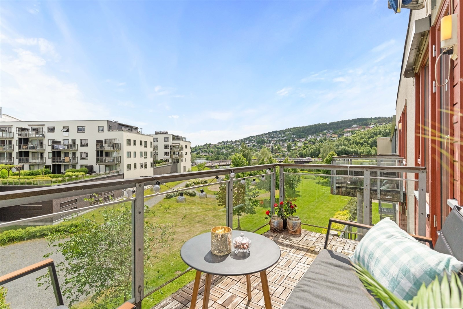 Utsyn over de felles grøntområdene. Galleribilde