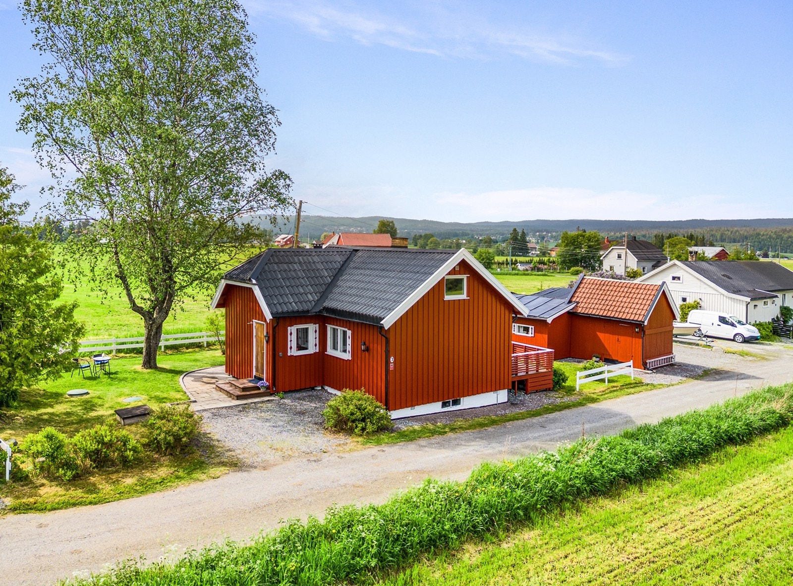 Dette er et perfekt sted for deg som ønsker å bo landlig og fredelig. Galleribilde