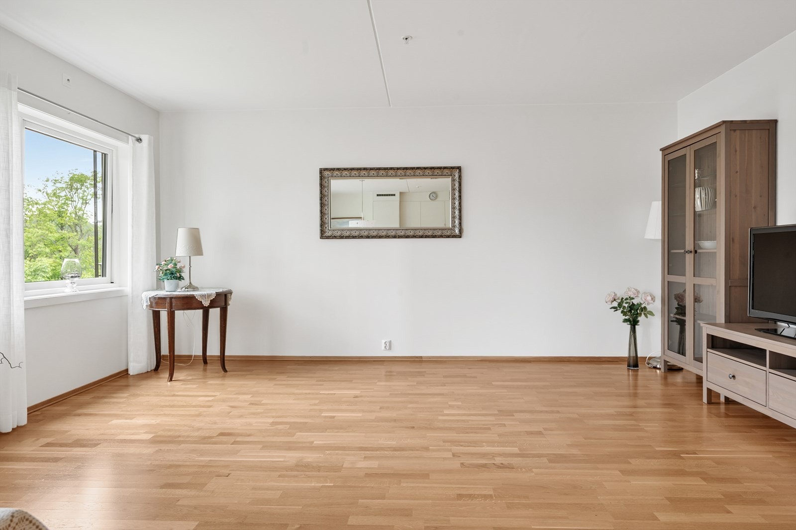Lys og trivelig stue. Galleribilde