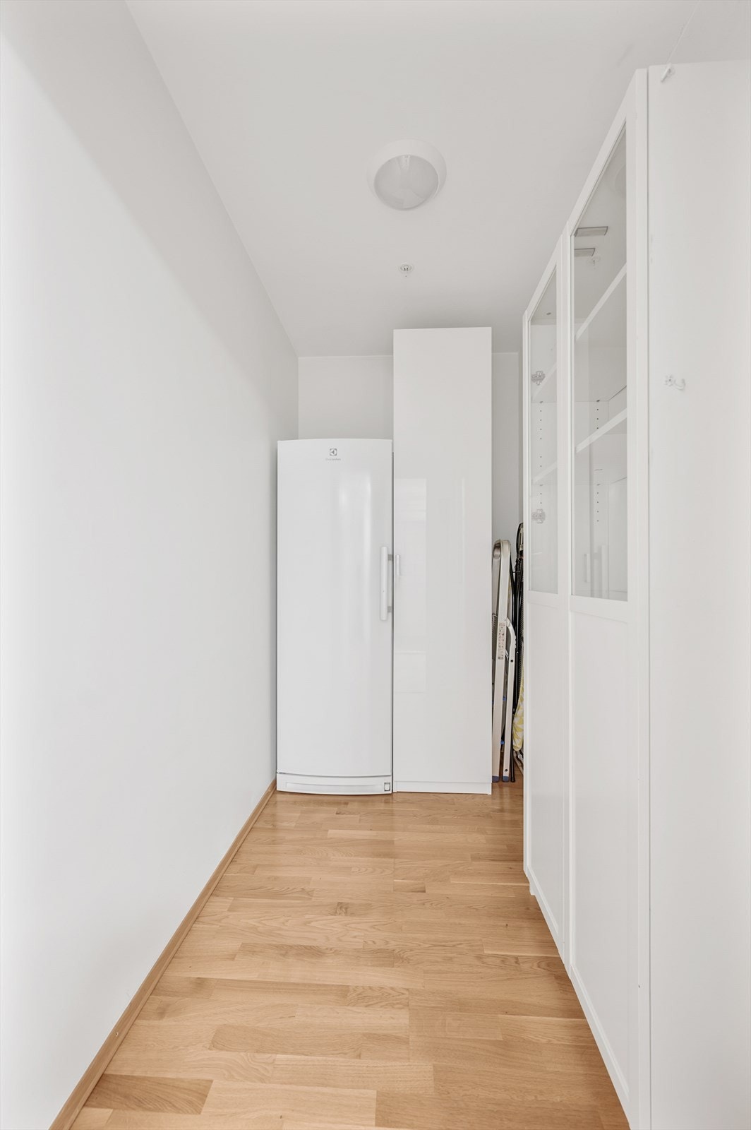 Praktisk bod med oppbevaringsplass. Galleribilde