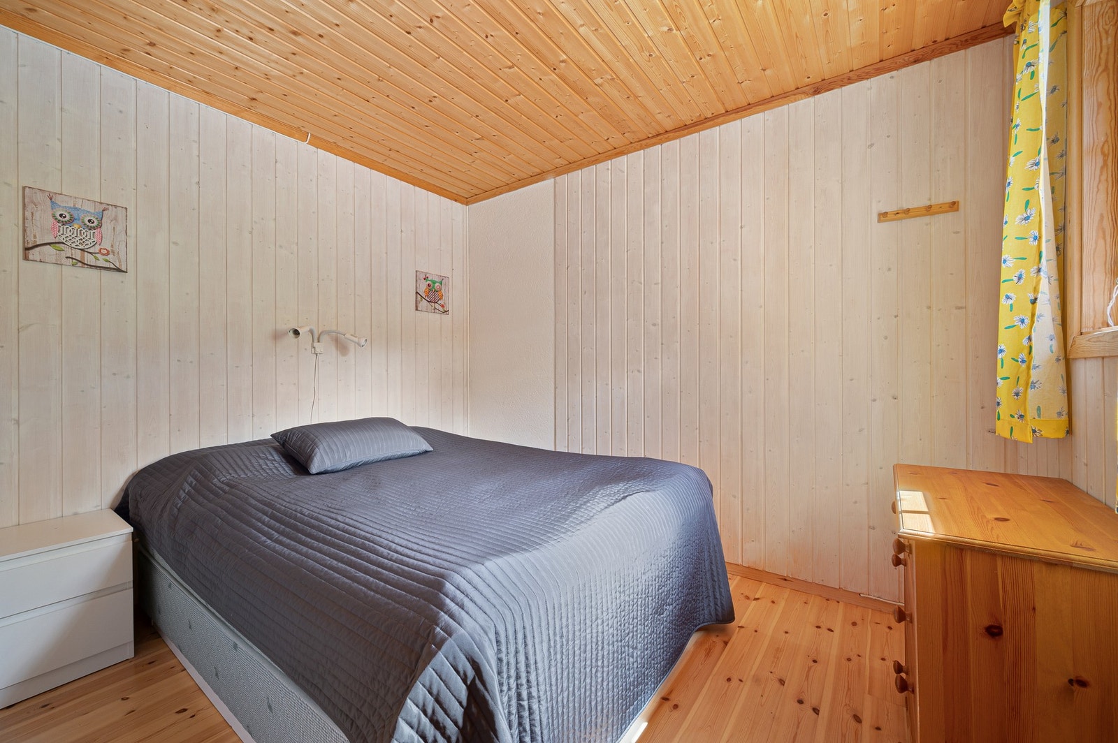 Soverom 2 er også av god størrelse på 7,3 m². Galleribilde