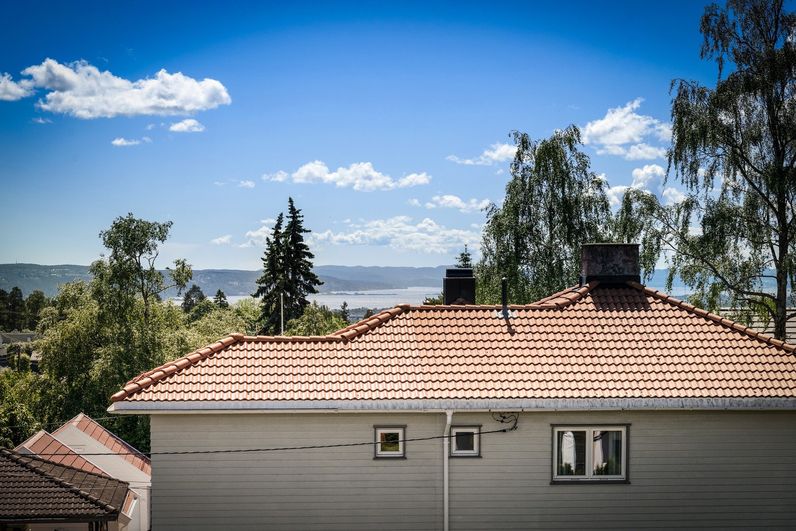Fra terrassen er det flott fjordutsikt. Galleribilde